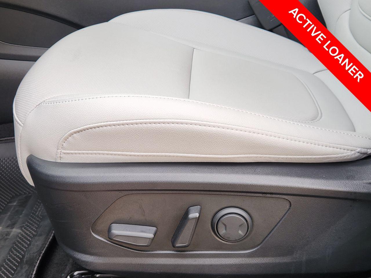 New 2026 S3B Black Hyundai SEL FWD image 25