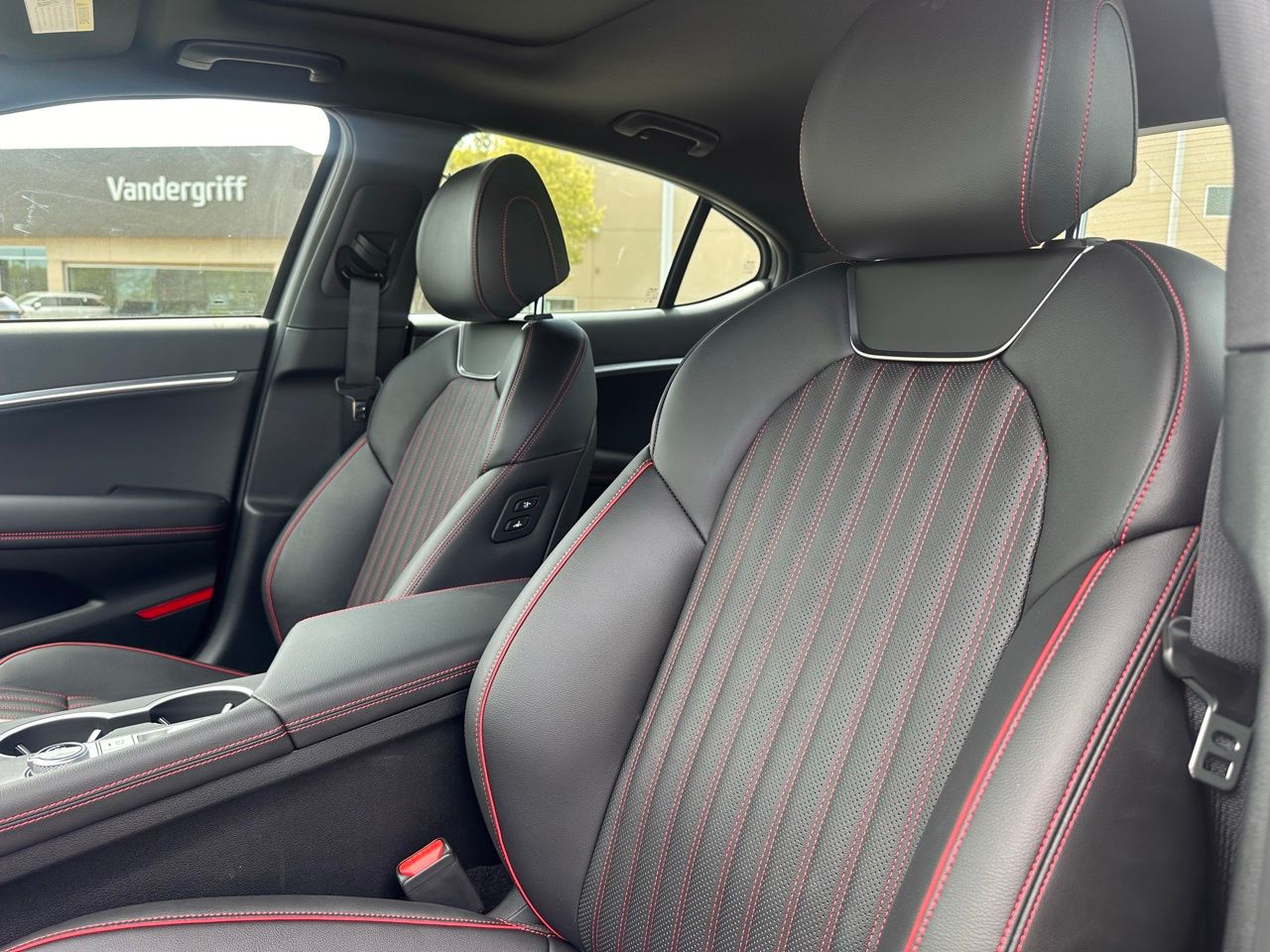 Used 2026 Savile Silver Genesis 3.3T Sport Prestige image 21