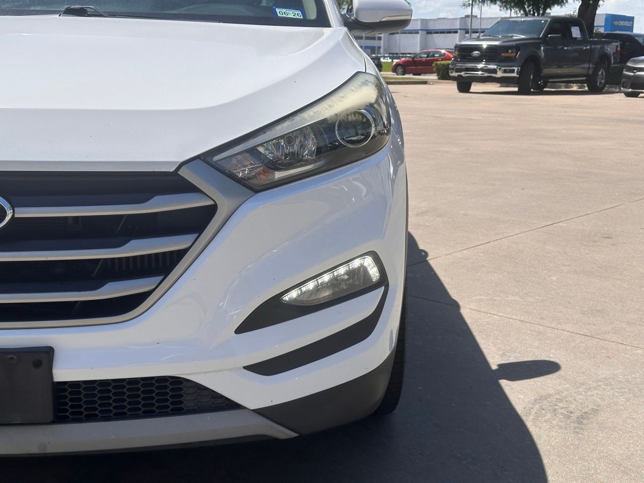 Used 2017 White Hyundai Sport image 8