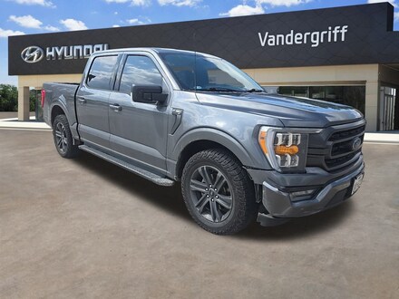 2022 Ford F-150 XLT Truck SuperCrew Cab