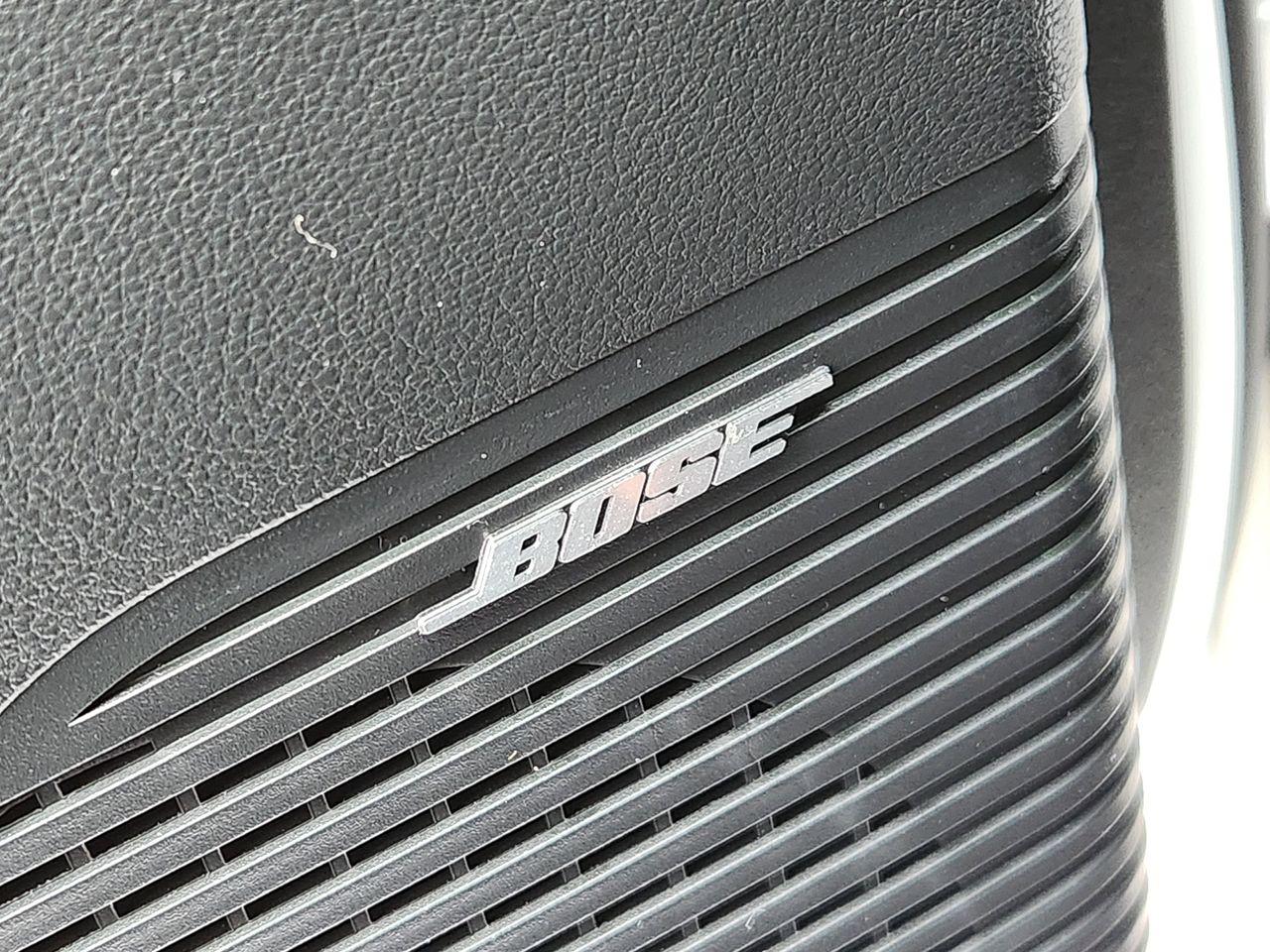 New 2026 SAW White Hyundai Limited FWD image 23