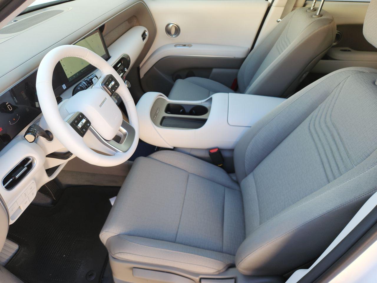 New 2027 Creamy White Pearl Hyundai SE FWD image 9