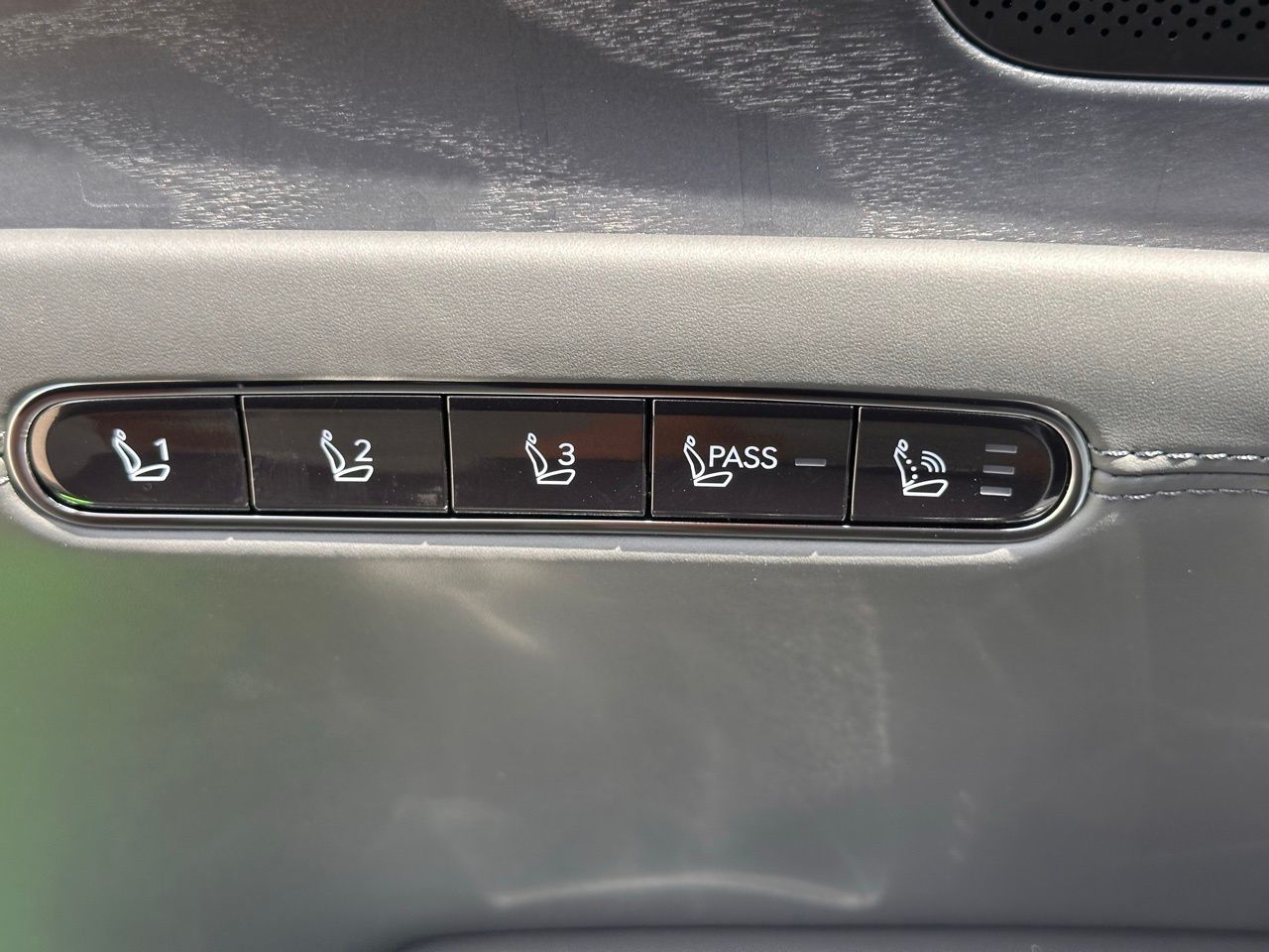 Used 2026 Uyuni White Genesis 3.5T e-SC image 25