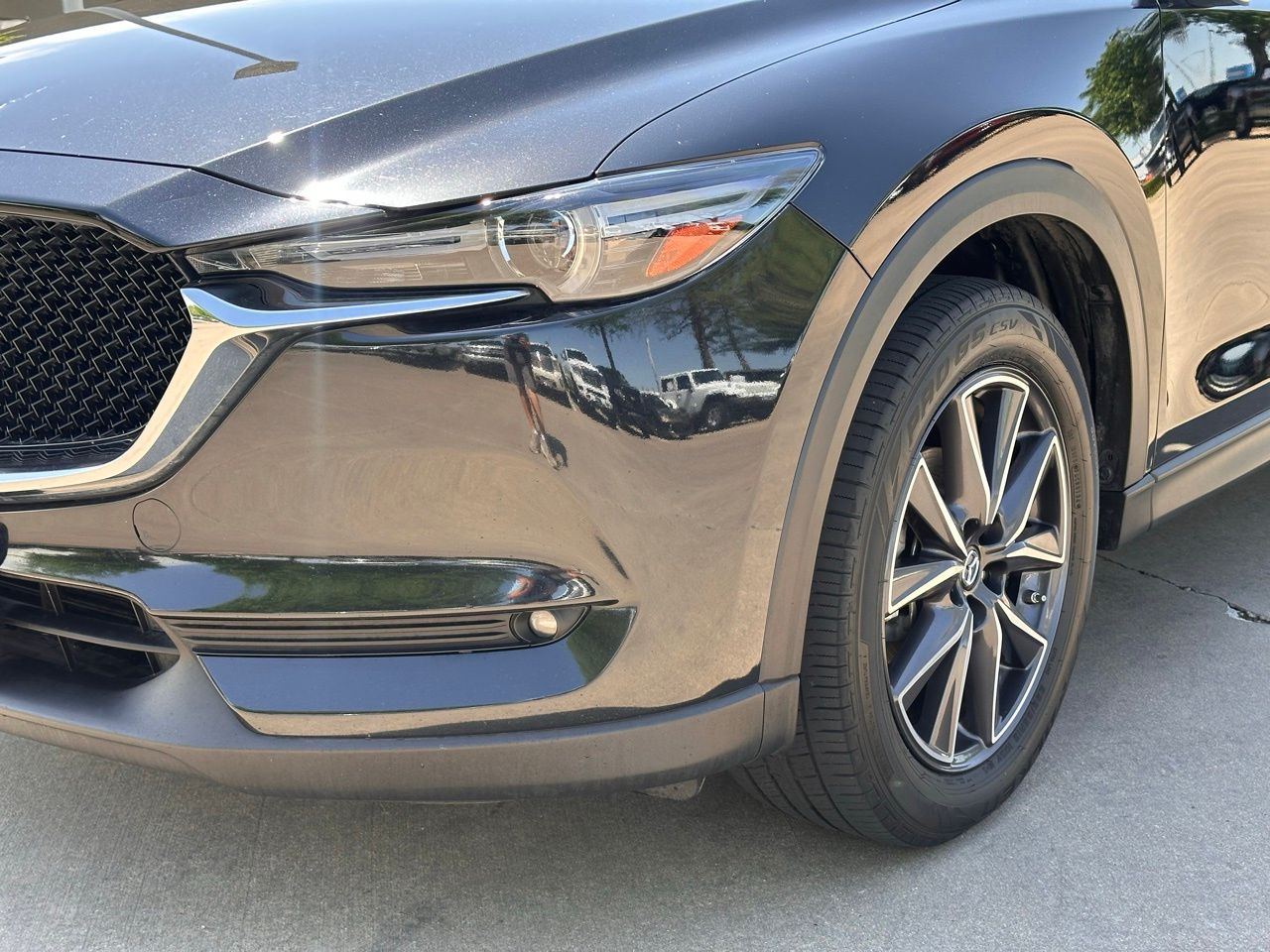 Used 2018 Jet Black Mica Mazda Grand Touring image 7