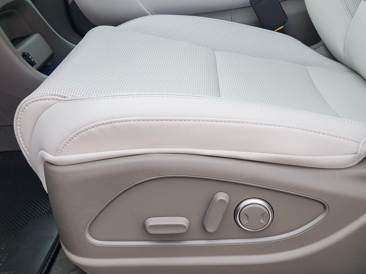 New 2027 Ecotronic Gray Pearl Hyundai SEL FWD image 23
