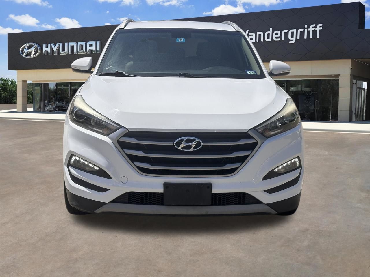 Used 2017 White Hyundai Sport image 3