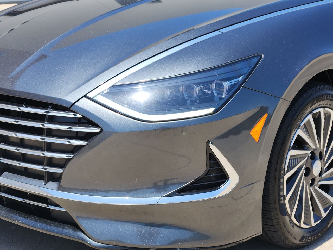 Used 2023 Portofino Gray Hyundai SEL image 6