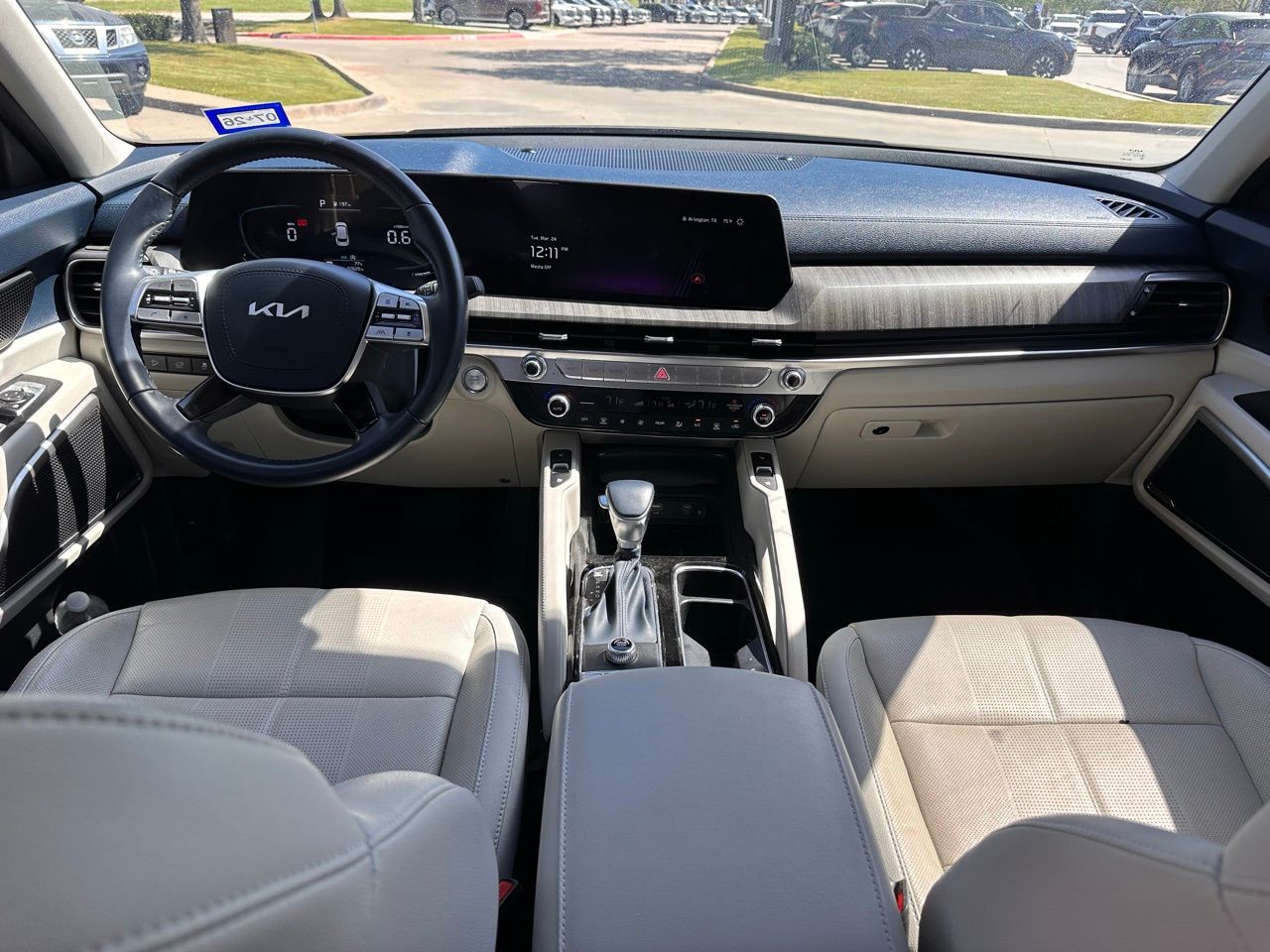 Used 2024 Ebony Black Kia EX image 21