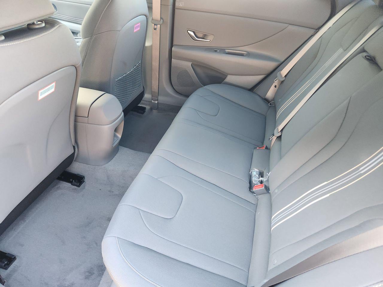 New 2026 W6H White Hyundai SEL Sport Premium image 28