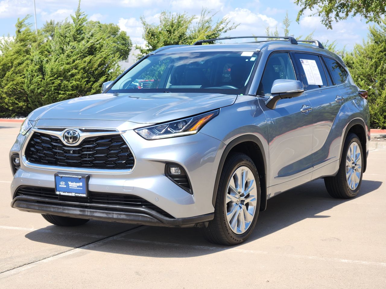 Used 2024 Moon Dust Toyota Limited image 2