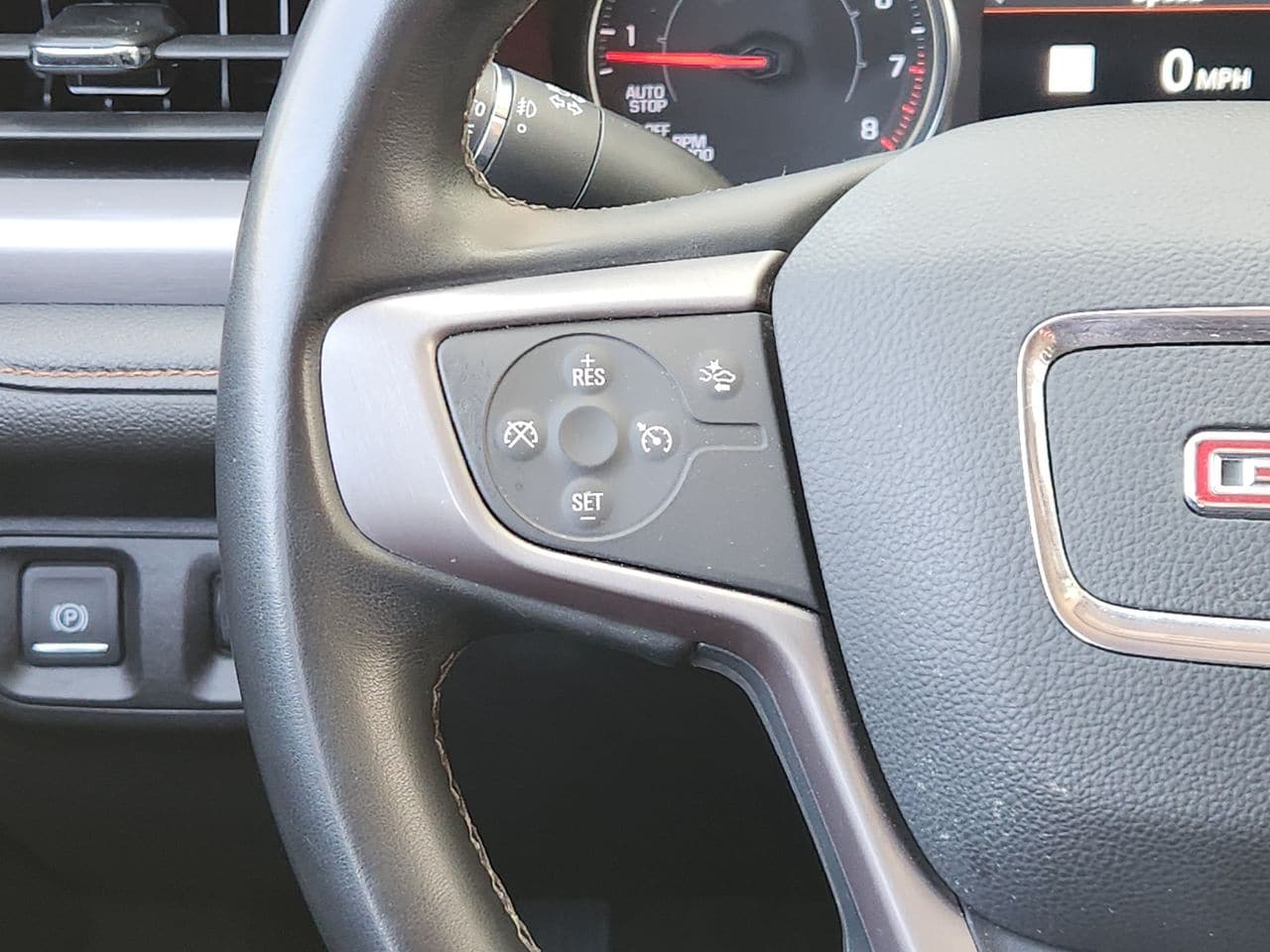 Used 2023 Ultra Blue GMC AT4 image 26