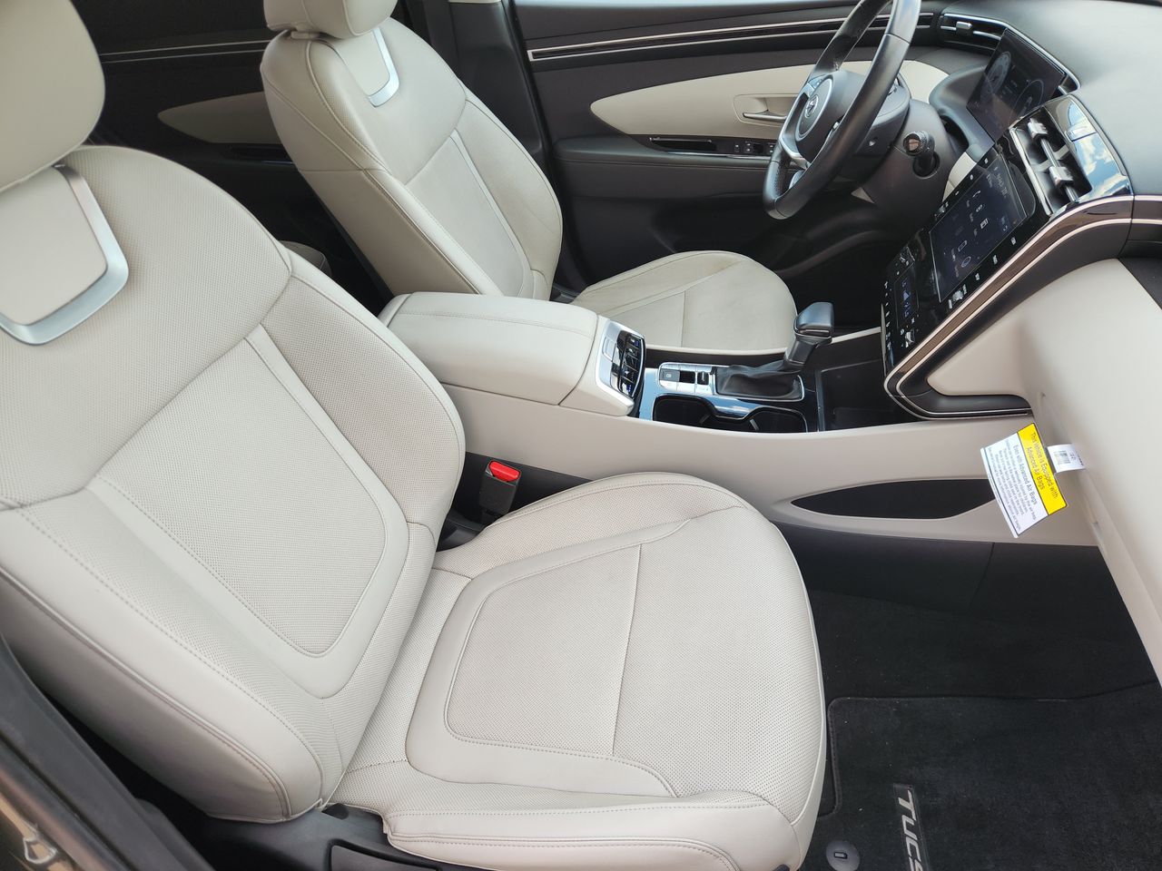Used 2022 Amazon Gray Hyundai SEL image 10