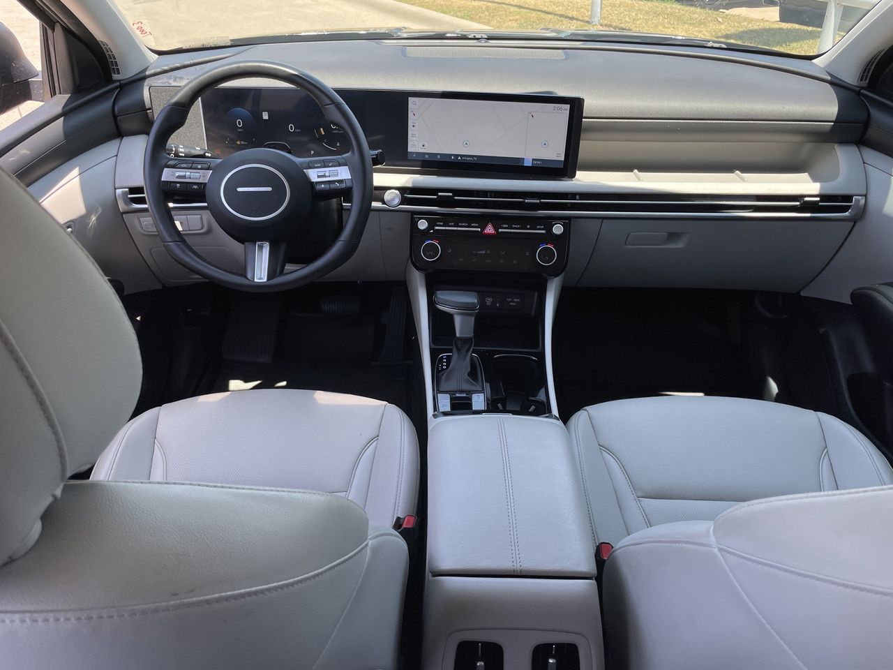 Used 2025 Phantom Black Hyundai SEL Convenience image 8