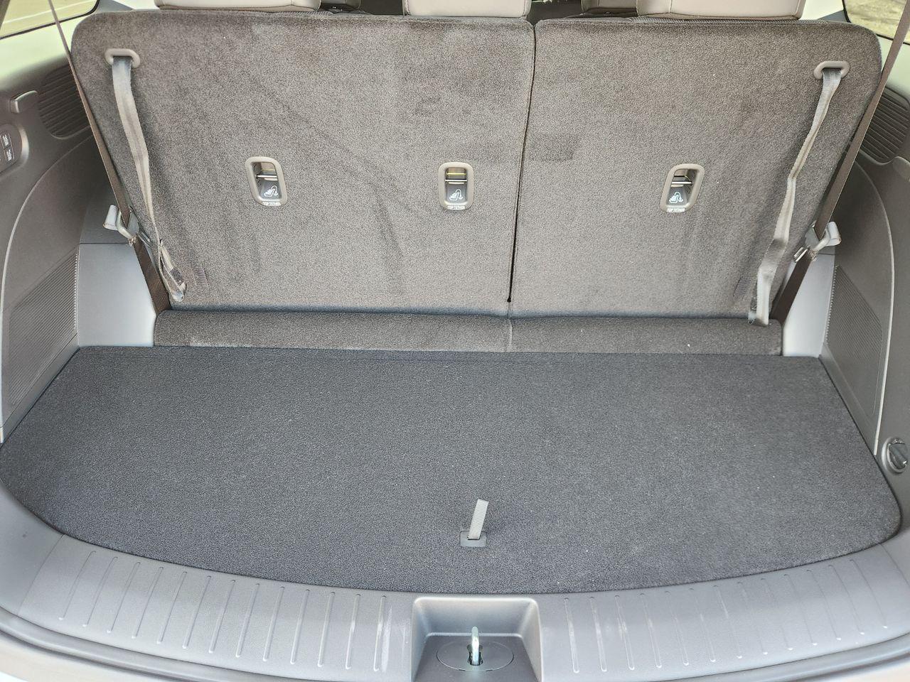 New 2026 Creamy White Pearl Hyundai SEL Premium 7P image 32
