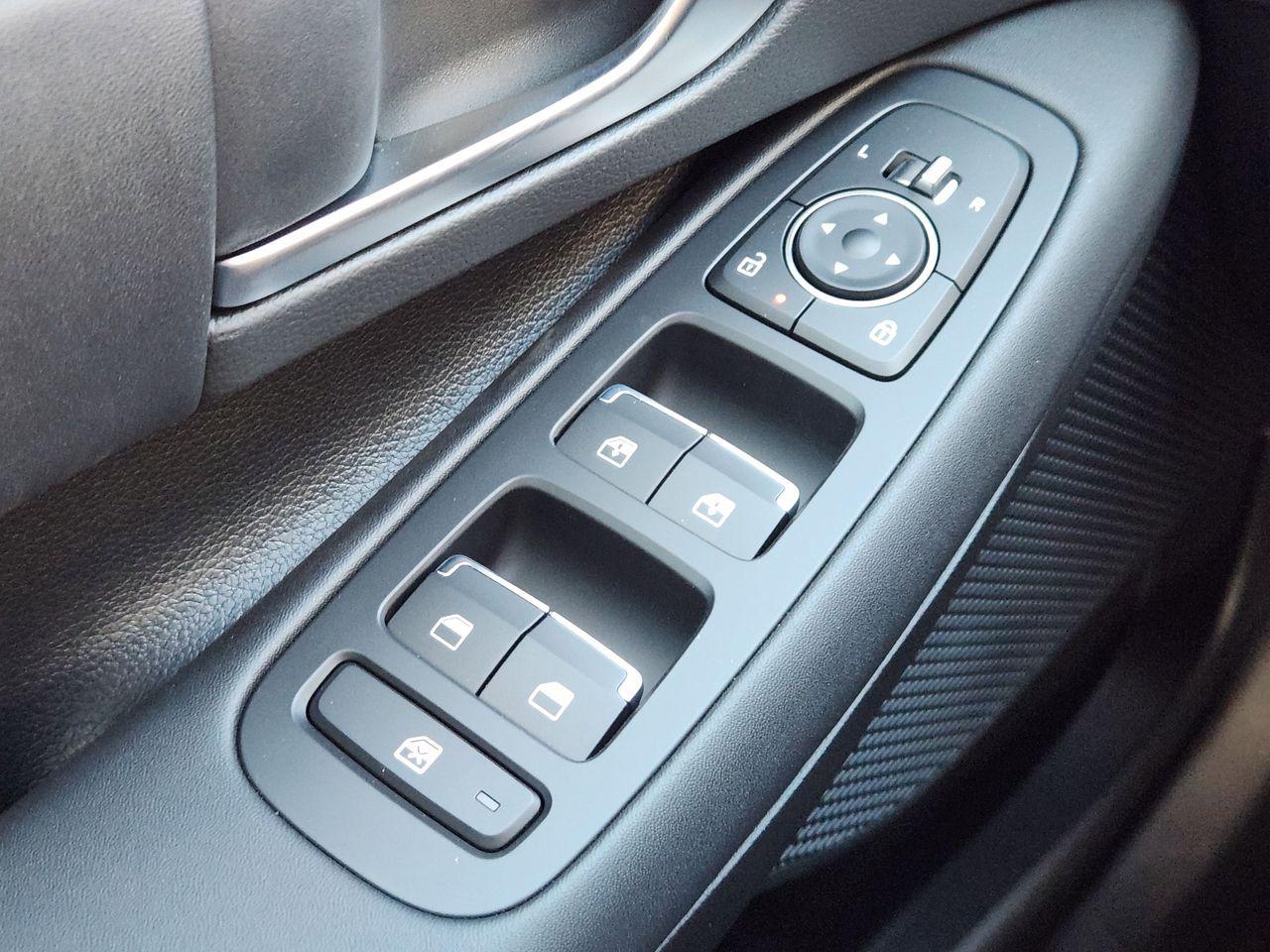 New 2026 W6H White Hyundai SEL Sport image 22