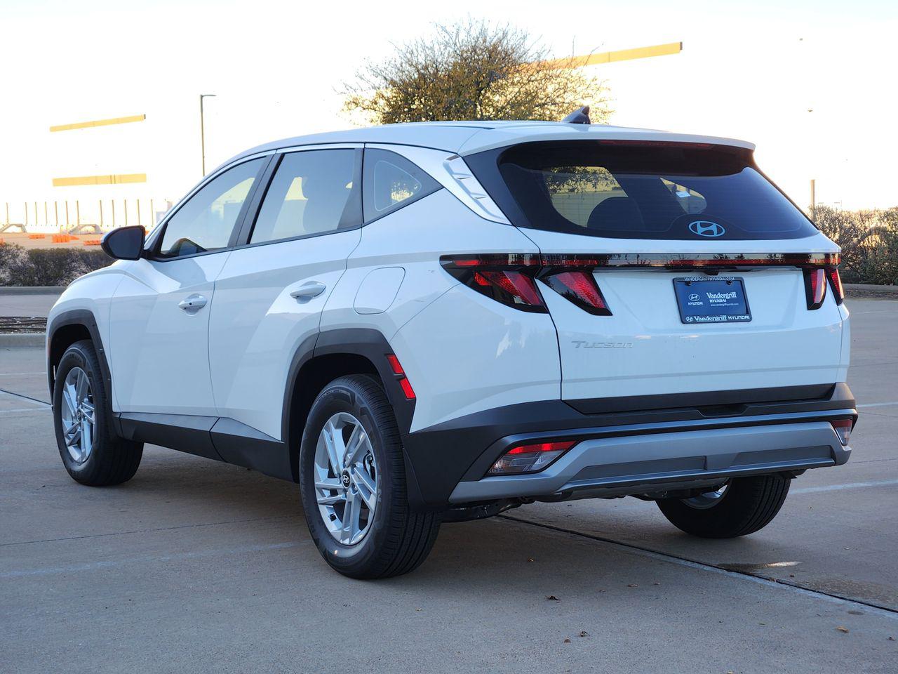 New 2026 W6H White Hyundai SE FWD image 3