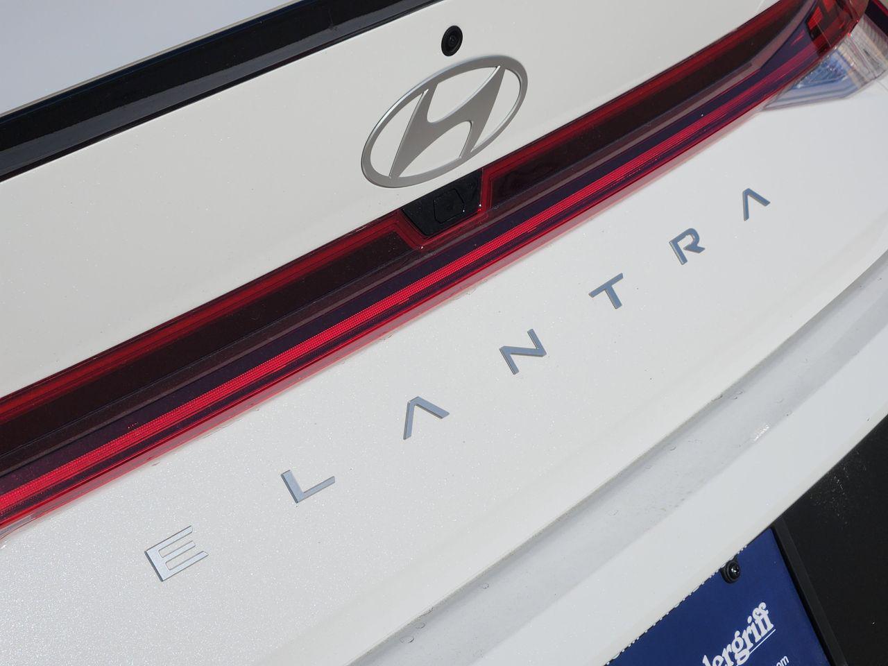 New 2026 Serenity White Hyundai SEL Sport image 8