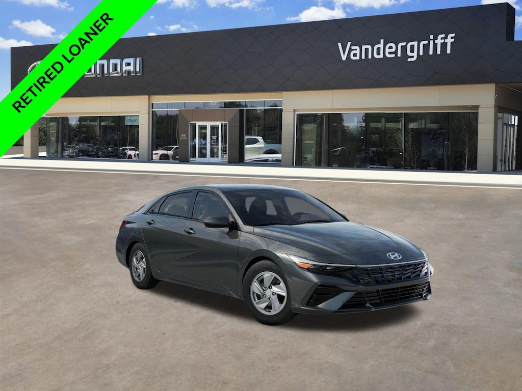 New 2025 Hyundai Elantra SE Sedan