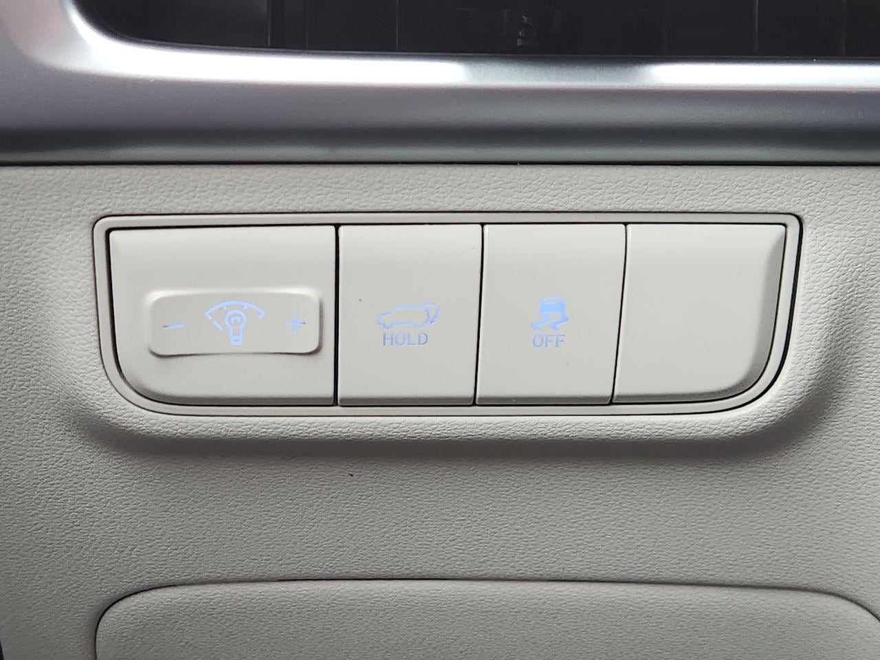 New 2026 W6H White Hyundai SEL FWD image 19