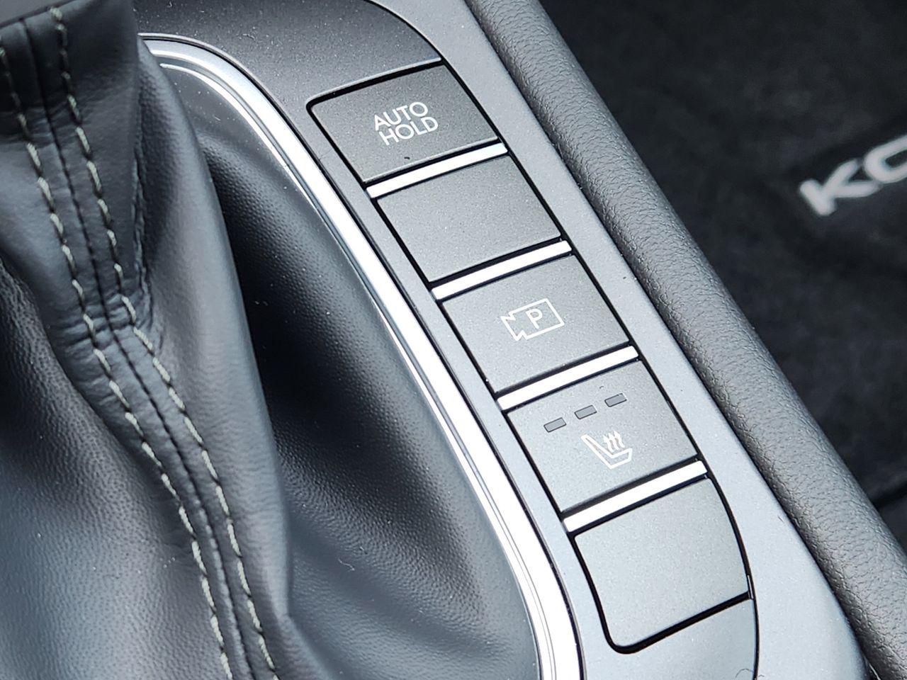 New 2026 SAW White Hyundai SEL Sport FWD image 18