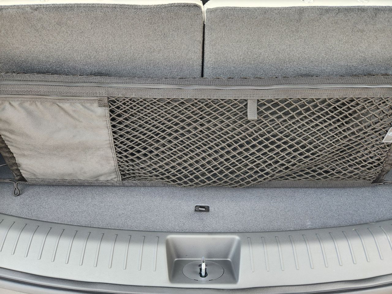 New 2026 W6H White Hyundai SEL image 30