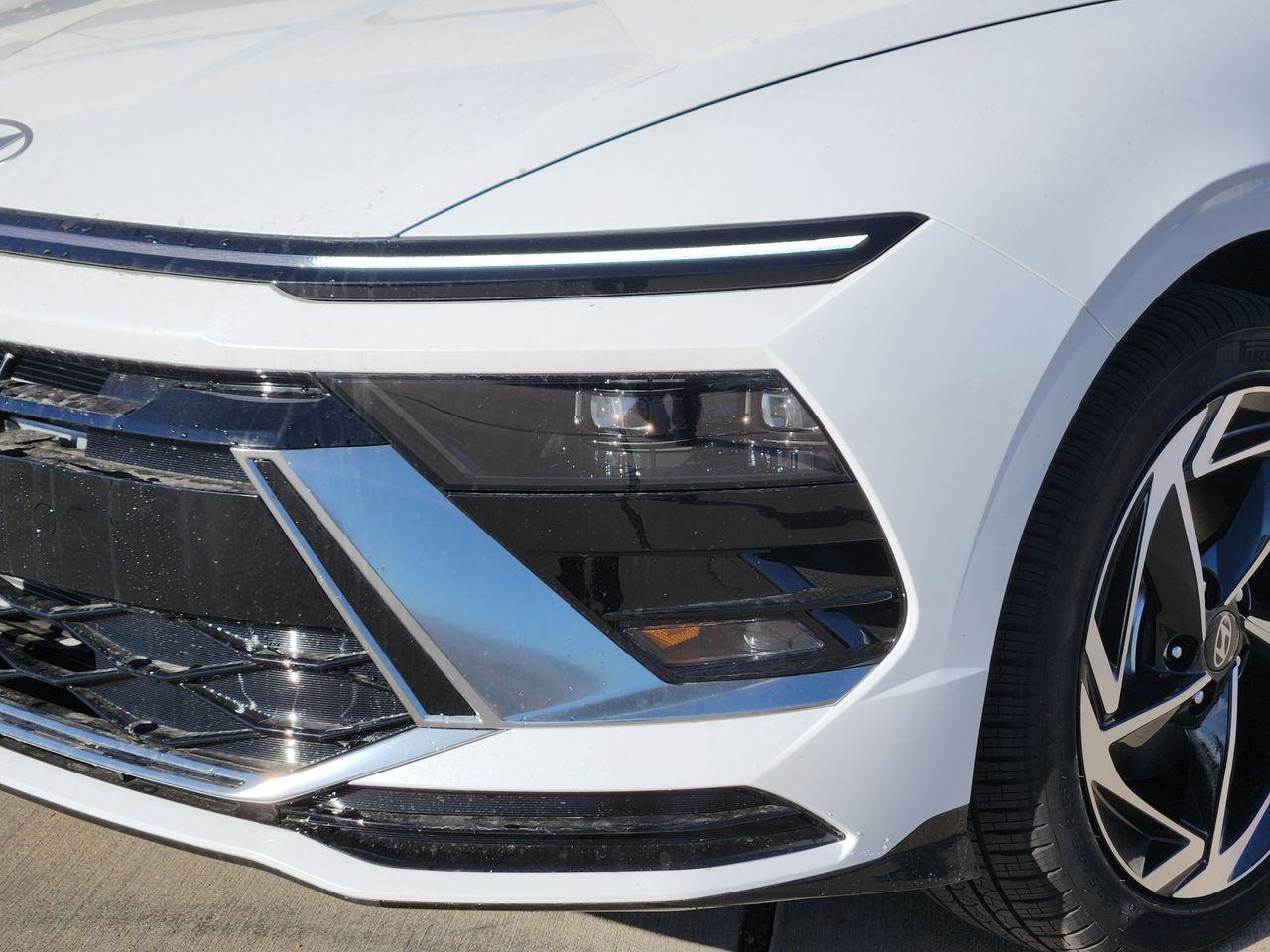 New 2026 W6H White Hyundai SEL Sport image 6