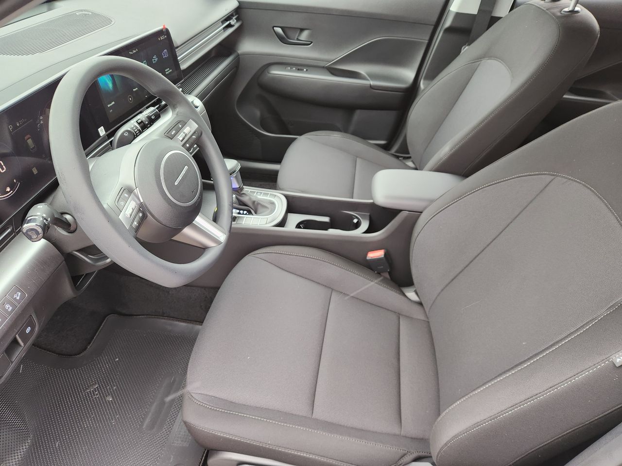 New 2026 SAW White Hyundai SE FWD image 9