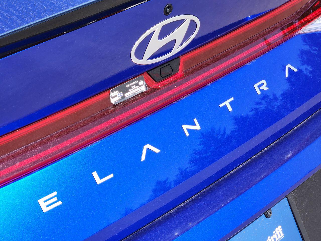 New 2026 YP5 Blue Hyundai SEL Sport Premium image 8