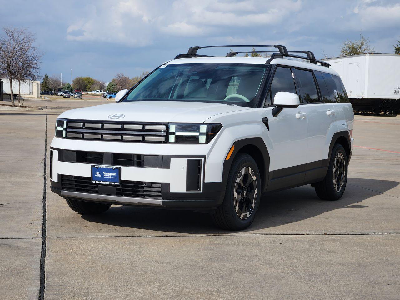 New 2026 W6H White Hyundai SEL FWD image 2