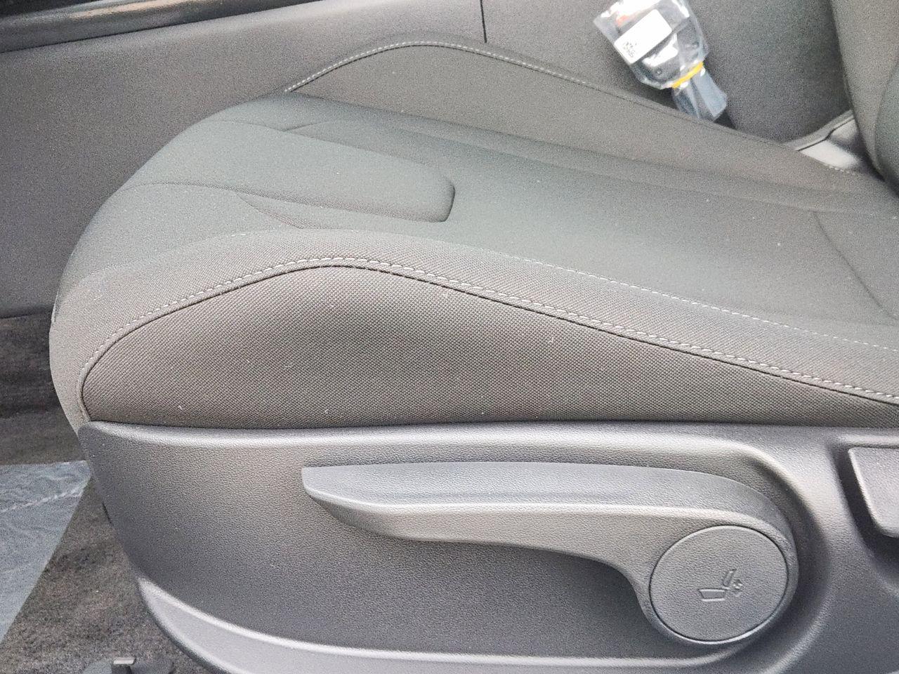 New 2026 W6H White Hyundai SEL Sport image 23