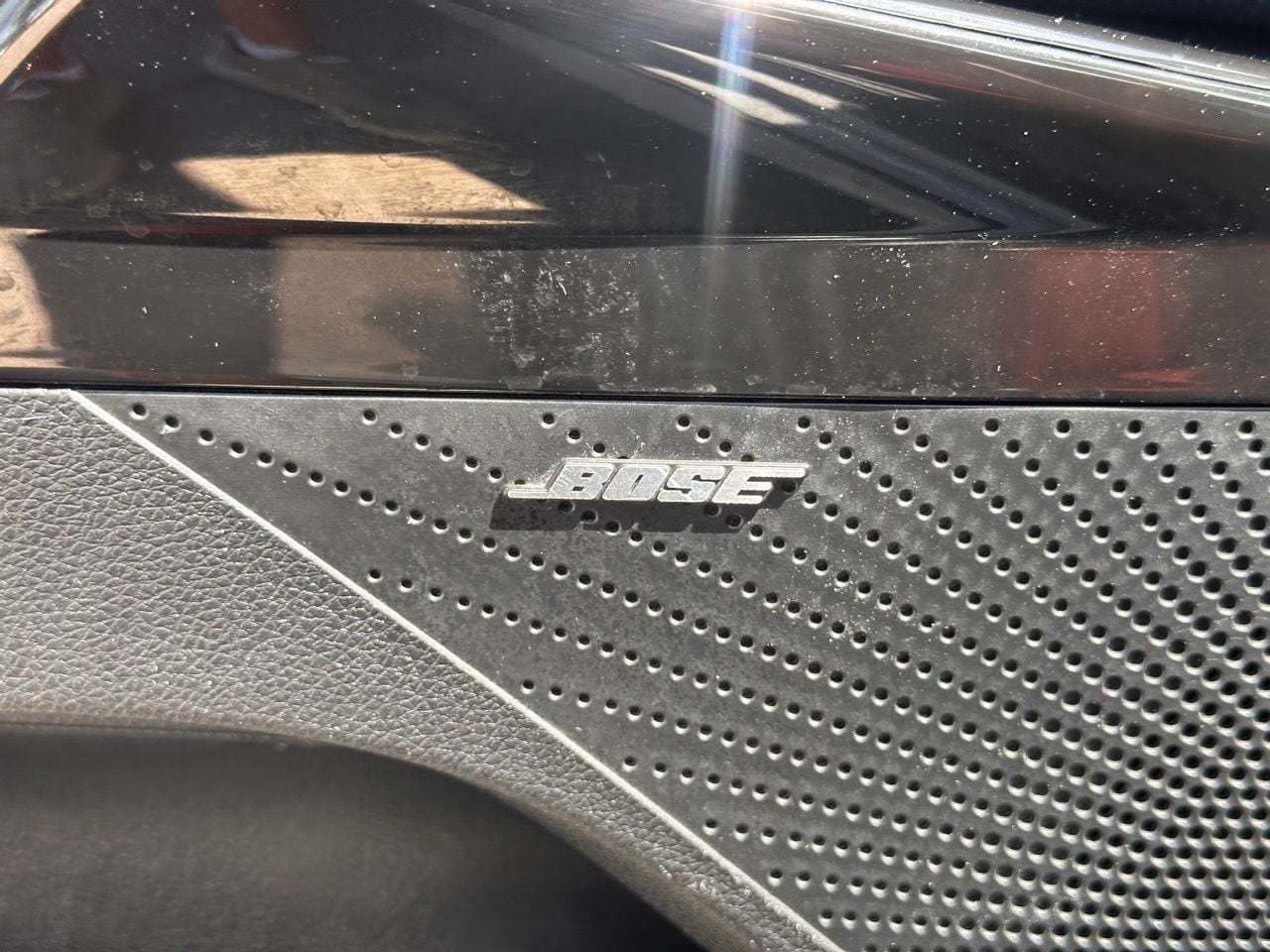 Used 2025 Wolf Gray Kia GT-Line image 24