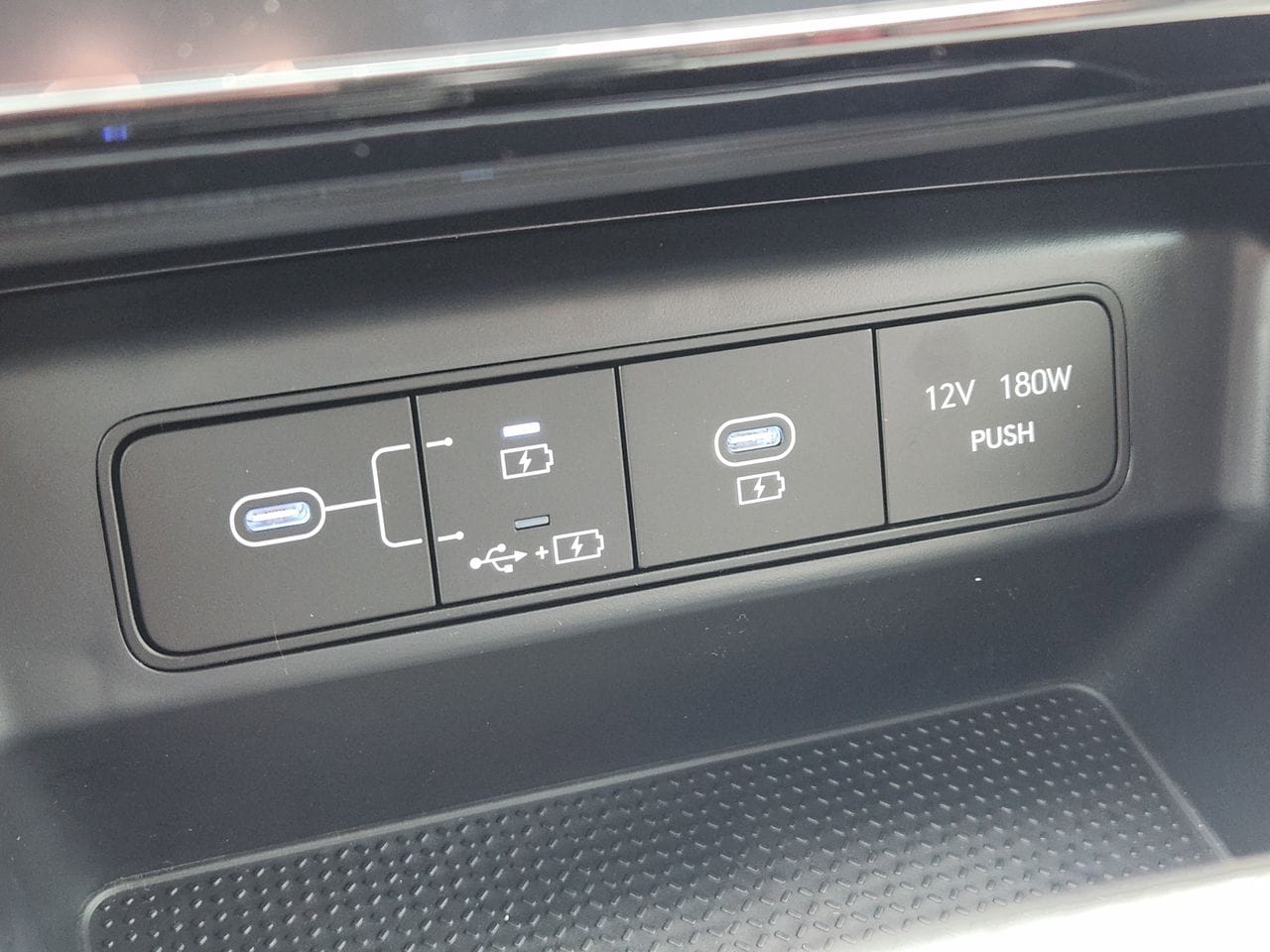 New 2026 S3B Black Hyundai SEL FWD image 17