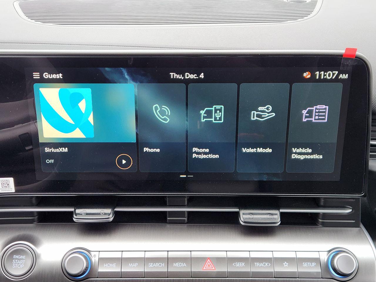 New 2026 Atlas White Hyundai SE FWD image 13