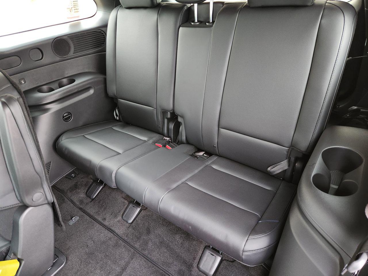 New 2026 CBP Blue Hyundai SEL FWD image 29