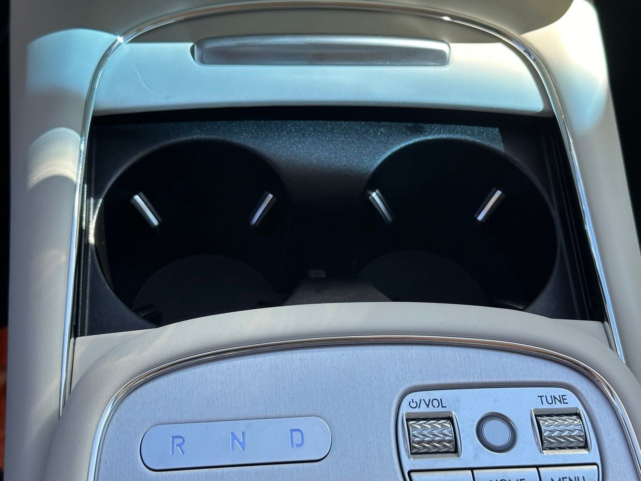 Used 2025 Uyuni White Genesis 3.5T e-SC image 34