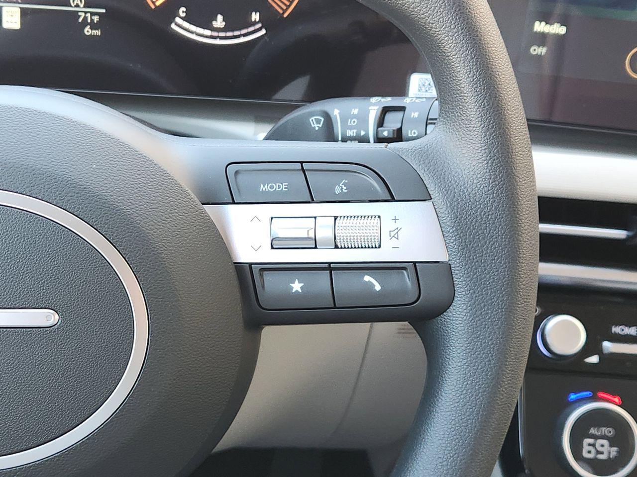 New 2026 W6H White Hyundai SEL FWD image 27