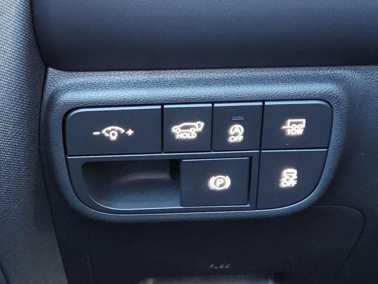 New 2026 WC9 White Hyundai Calligraphy FWD image 18