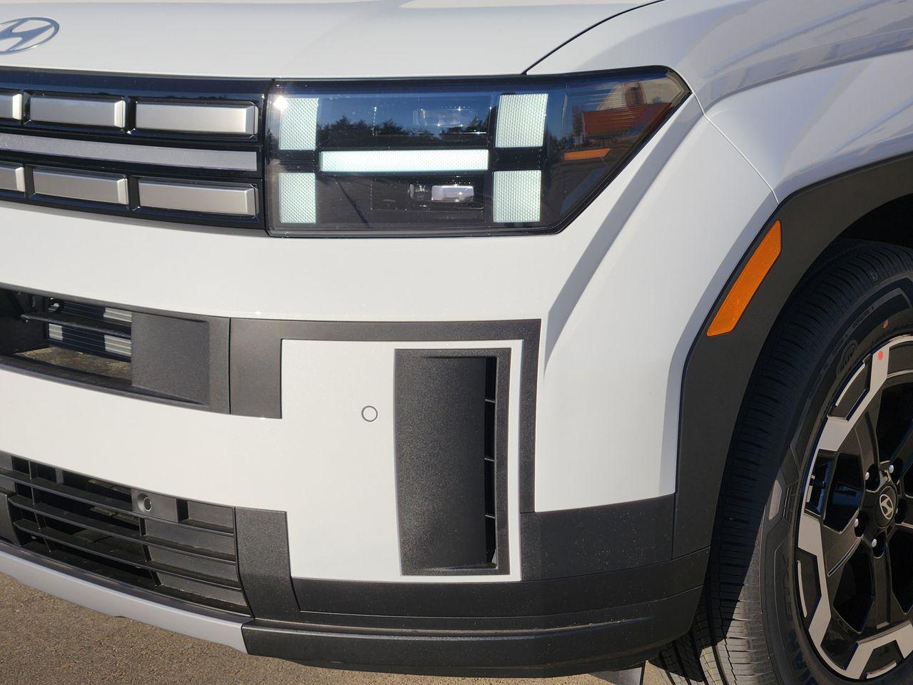 New 2026 W6H White Hyundai SE FWD image 6