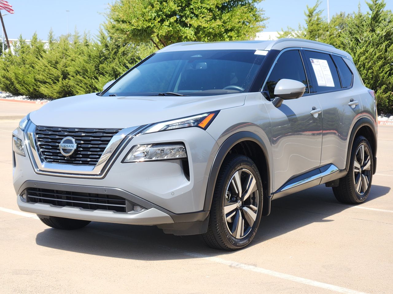 Used 2021 Boulder Gray Pearl Nissan SL image 2