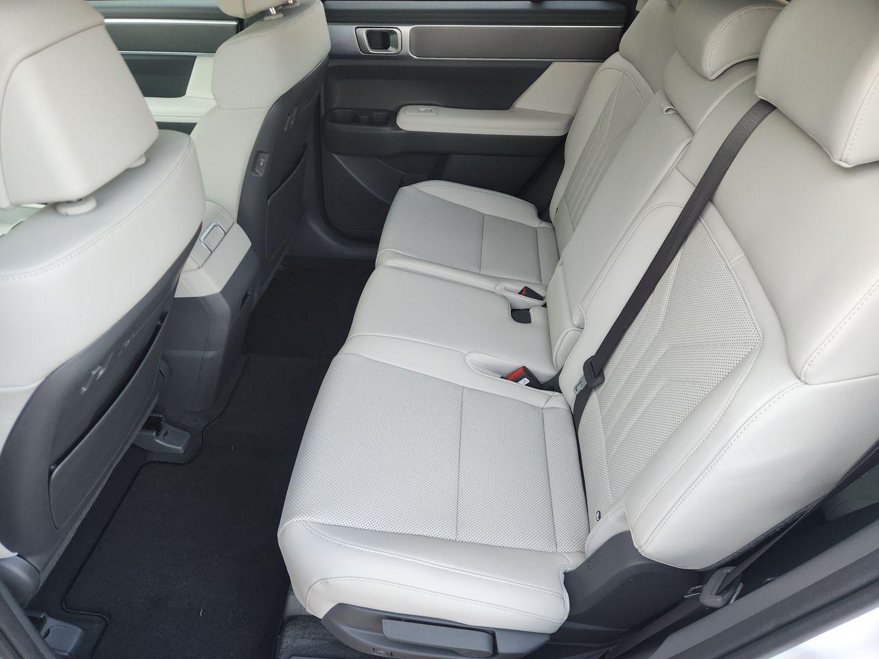 New 2027 Serenity White Hyundai SEL FWD image 28