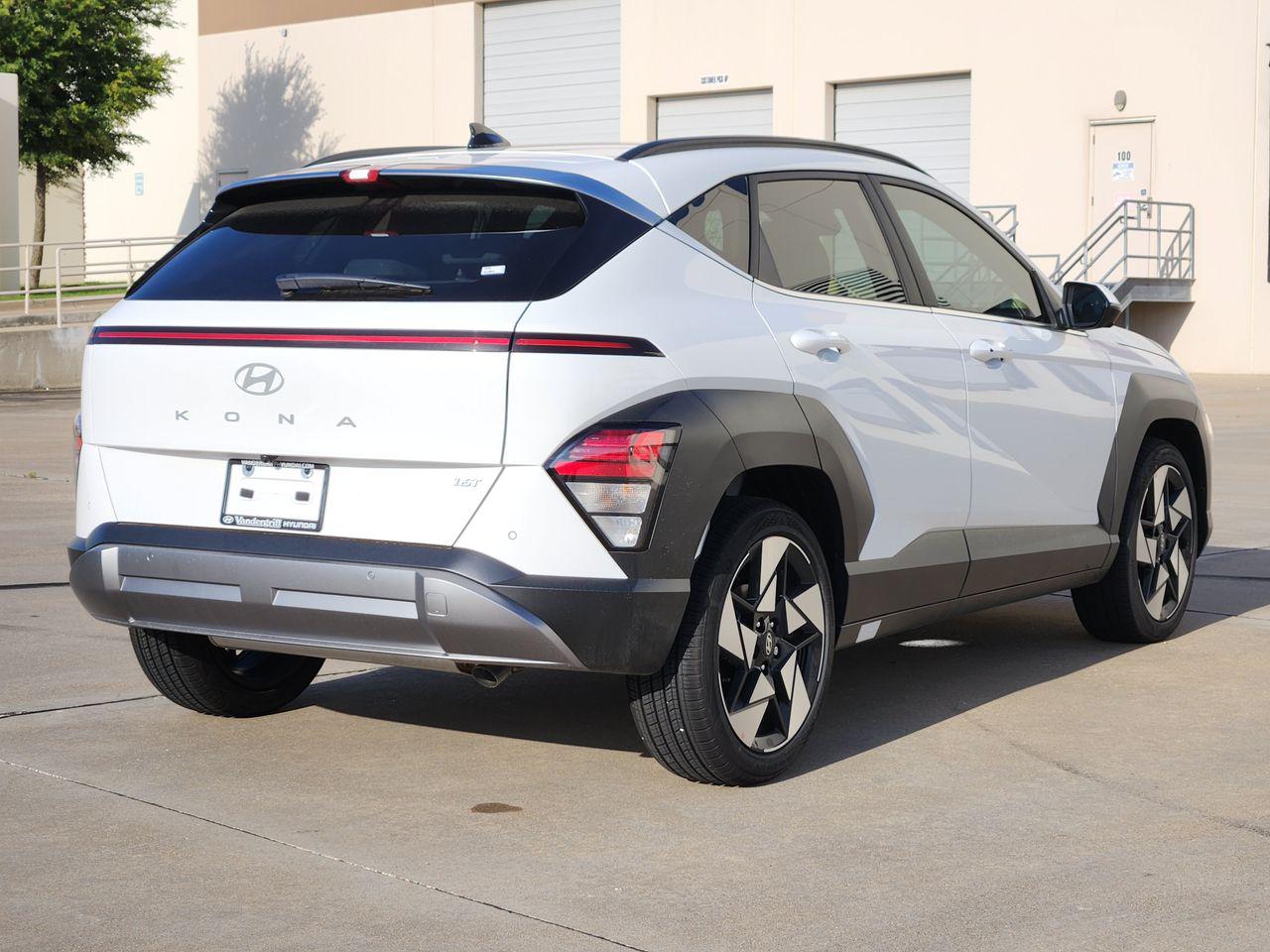 New 2026 Atlas White Hyundai Limited FWD image 4