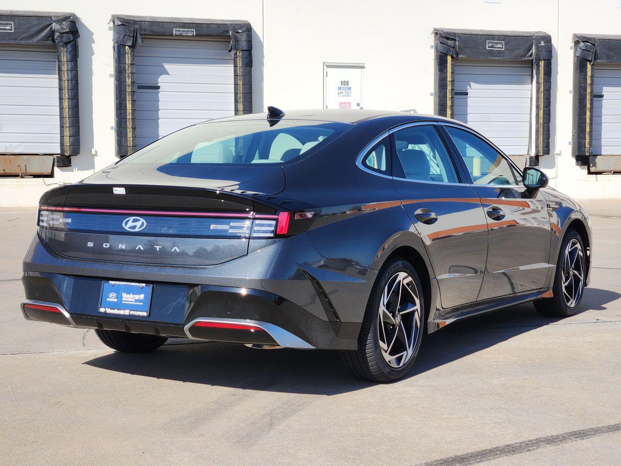 New 2026 T2G Gray Hyundai SEL Sport image 4