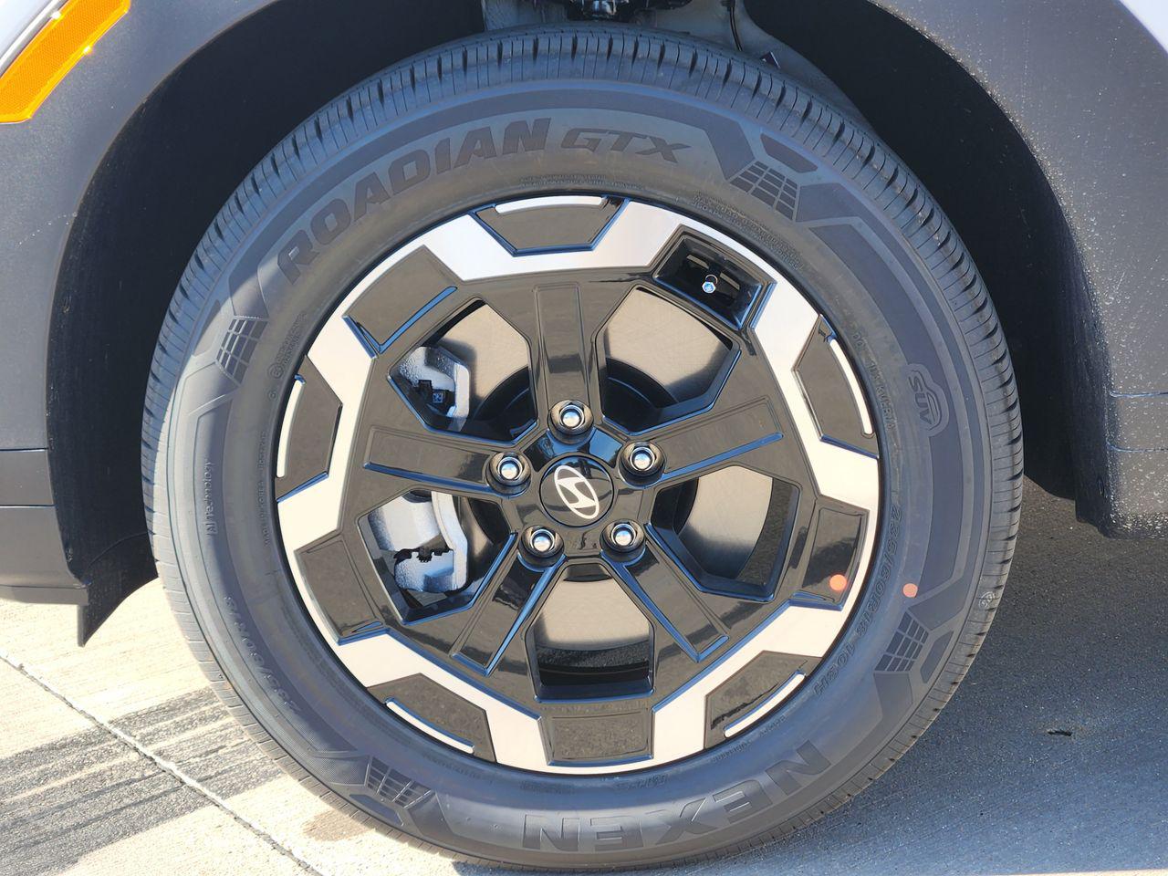 New 2026 W6H White Hyundai SEL FWD image 7