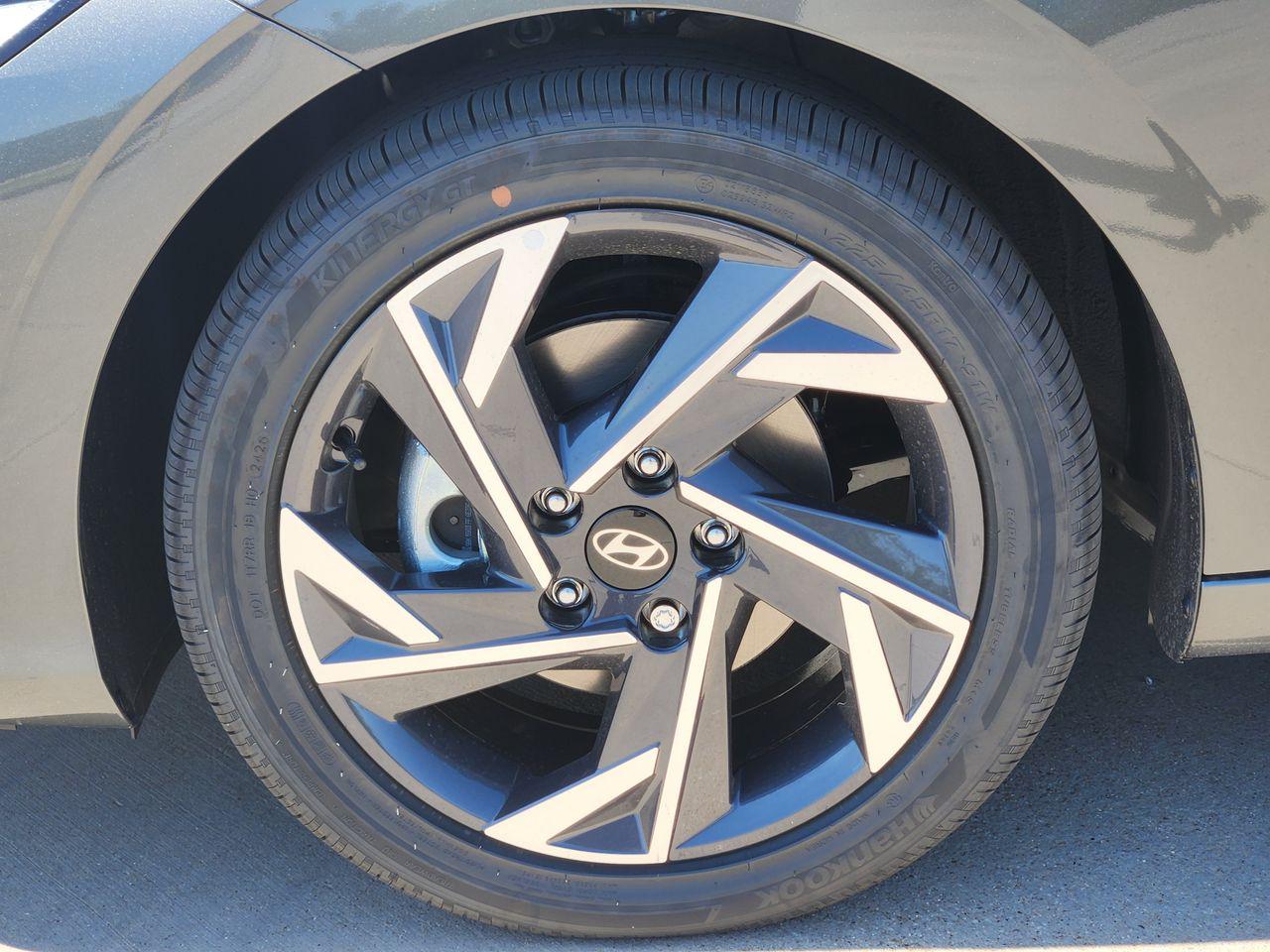 New 2026 Amazon Gray Hyundai Limited image 7