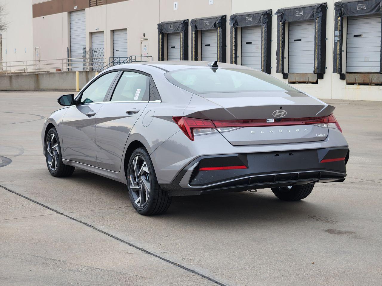 New 2026 M6T Hyundai Limited image 3