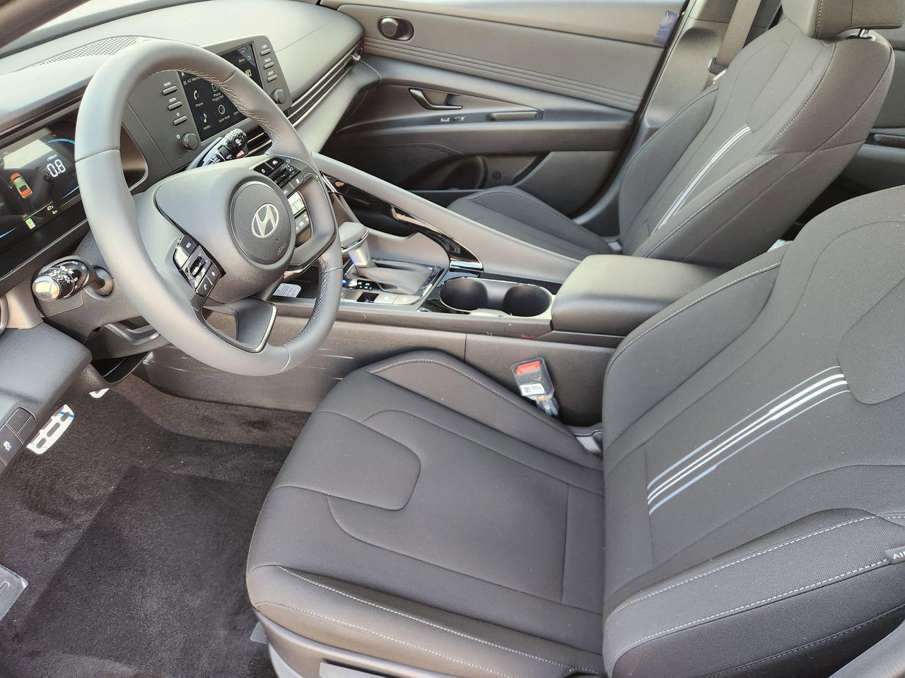 New 2026 A5G Gray Hyundai SEL Sport Premium image 9