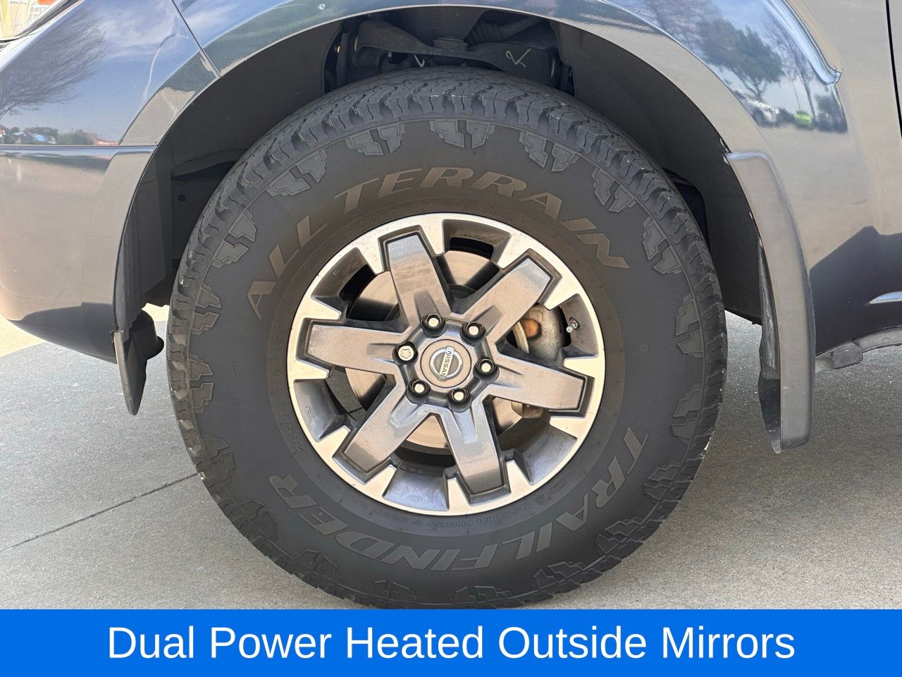 Used 2015 Arctic Blue Nissan PRO-4X image 7