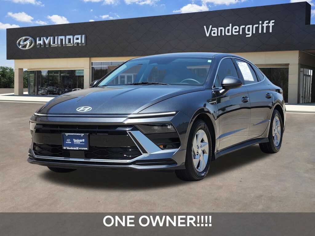 Certified 2025 Hyundai Sonata SE Sedan