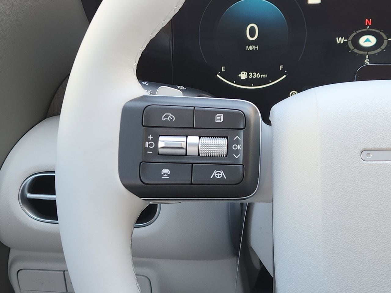 New 2026 WC9 White Hyundai SEL FWD image 26