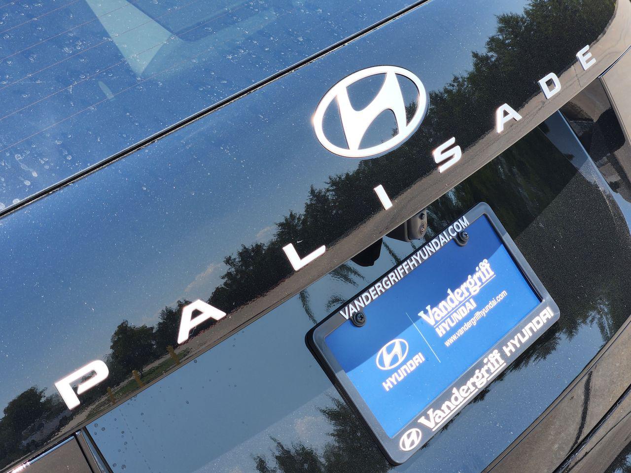 New 2027 Abyss Black Pearl Hyundai SEL Premium 8P image 8